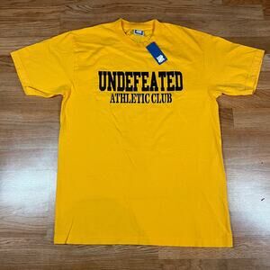 Undefeated Athletic Club Yellow T Shirt Men’s Sz M New